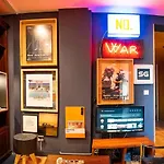 Y Trendy Arthouse Boavista